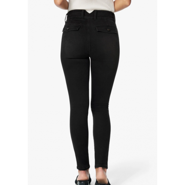 Jet Rise Button Jean