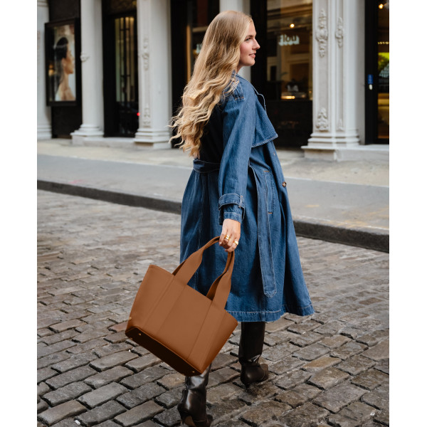 Esmeralda Tote
