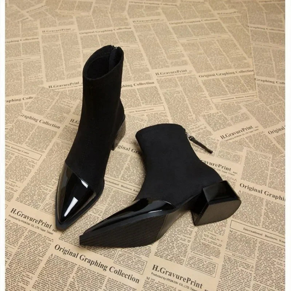 Lotus Boots